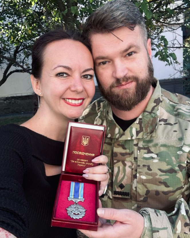 Втратила чоловіка в Маріуполі й пережила полон. Чим зараз живе "Сталева Нава"